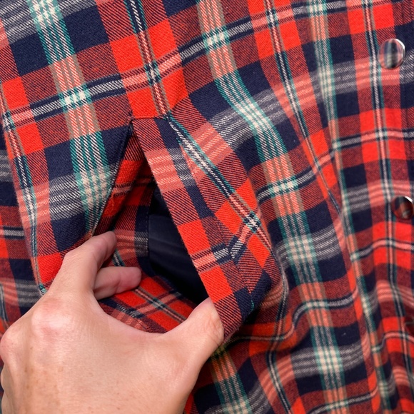 Eggie | Plaid Flannel Snap Button Closure Quilted VSCO Unisex Shacket - Picture 7 of 12